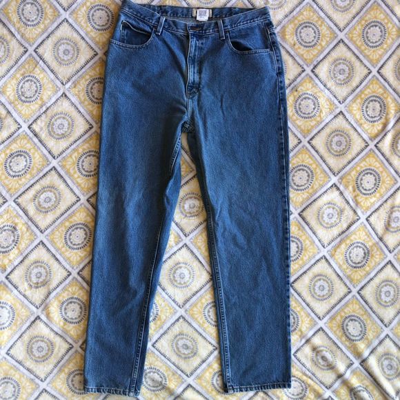 L.L. Bean Other - euc Mens 35 X 32 LL Bean Natural Fit Denim Blue Jeans